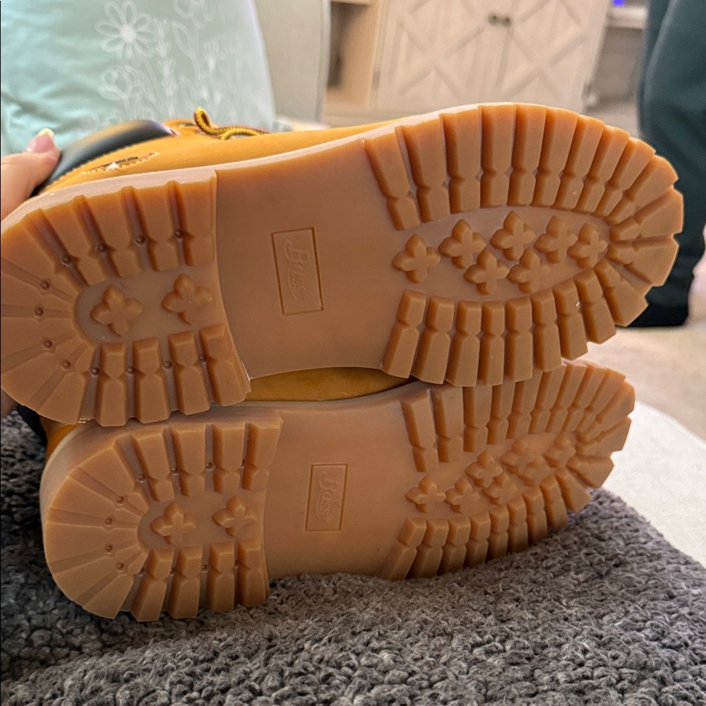 Men’s Workboots - Picture 5 of 5